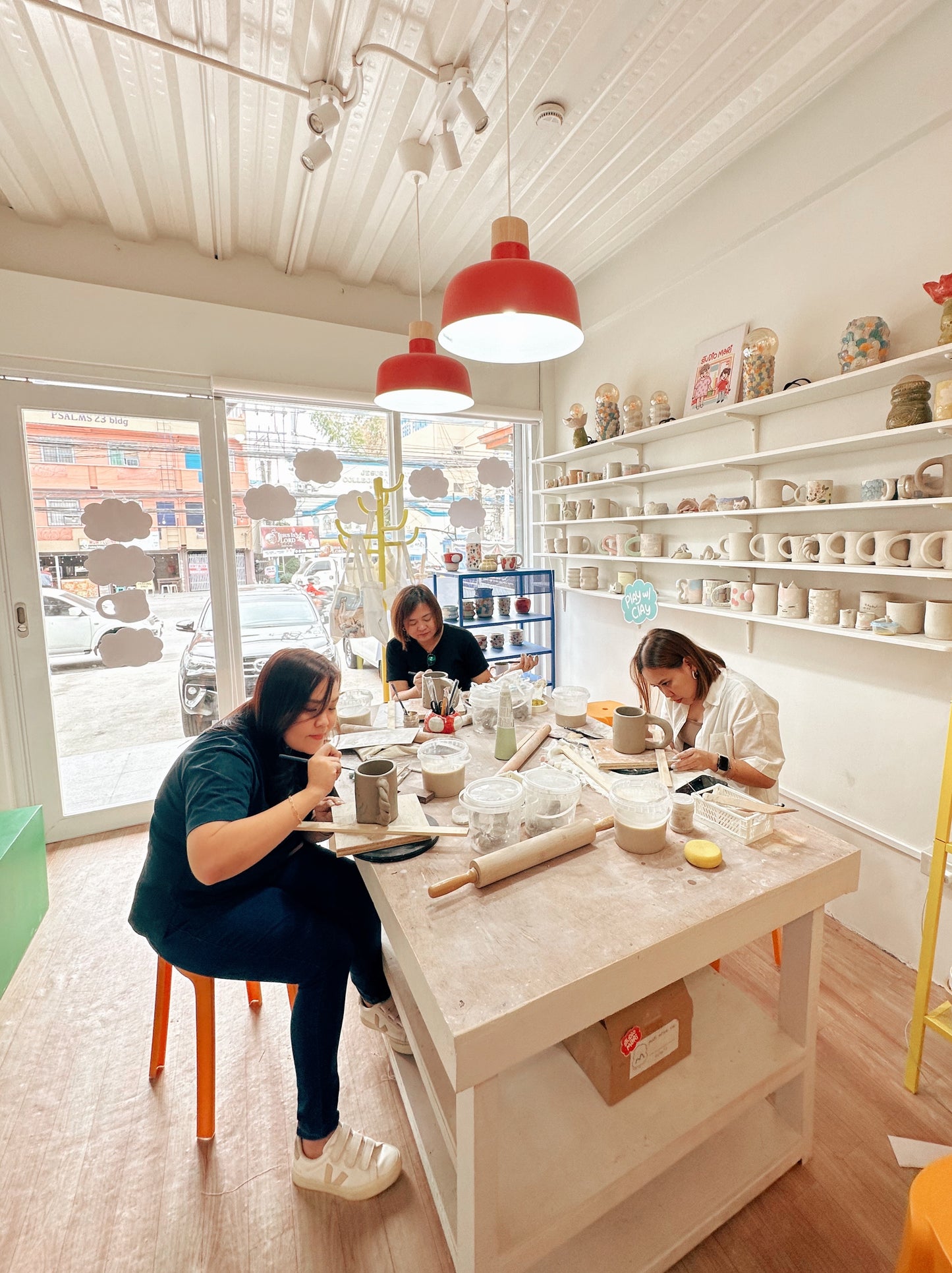 MARI POTTERI BEGINNER’S POTTERY CLASS