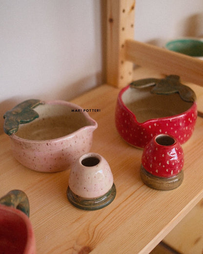 MARI POTTERI STRAWBERRY PARTY MATCHARI (matcha bowl) & chasen holder set