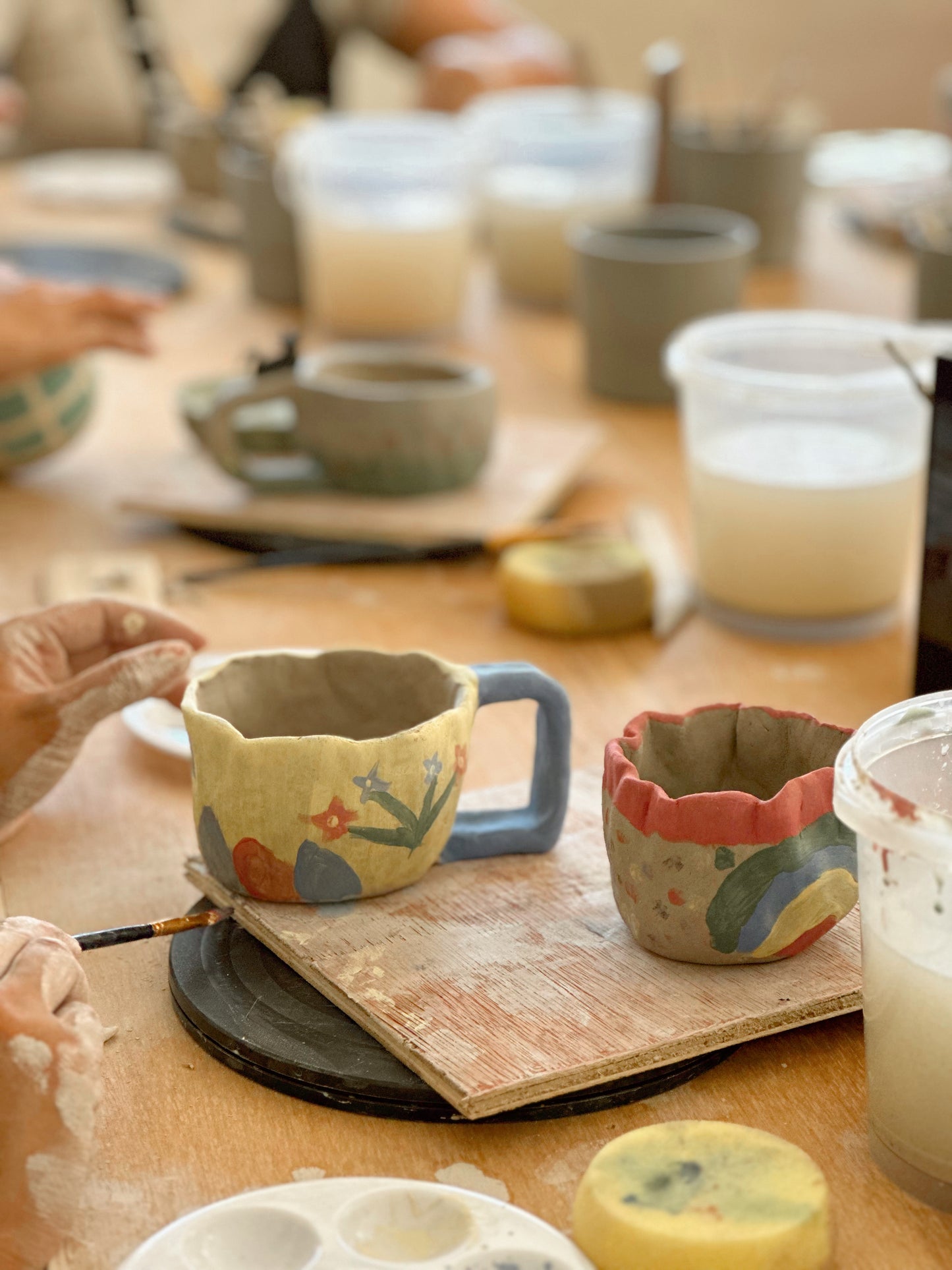 MARI POTTERI CLAY HOUSE - HAND BUILDING MUG MAKING CLASSES