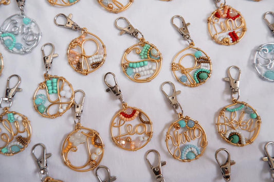 CUSTOM BEADED KEYCHAIN (ROUND)
