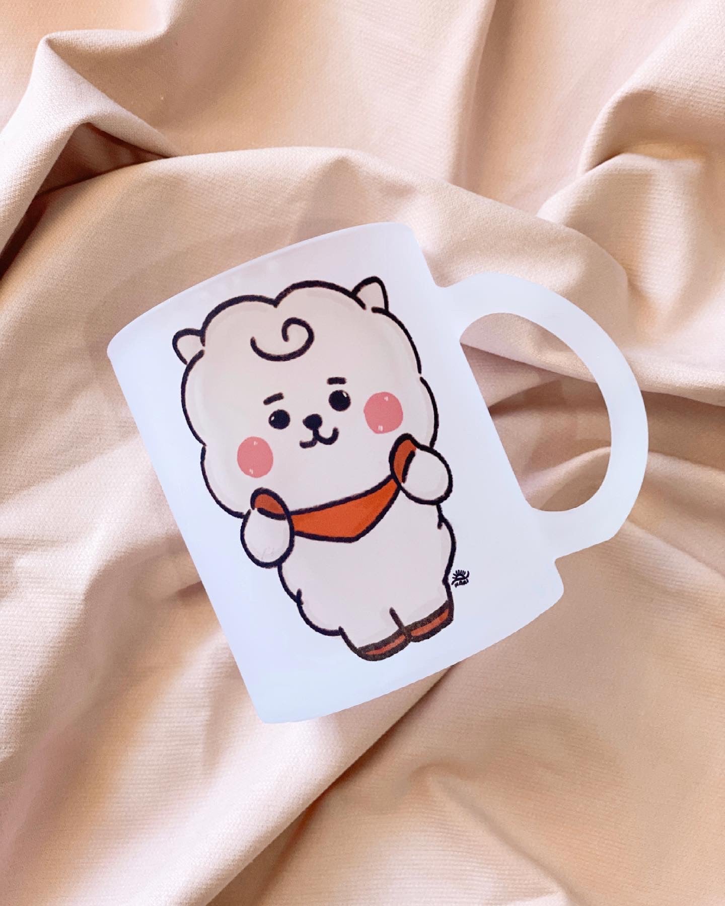 BT21 STAND ALONE MUGS