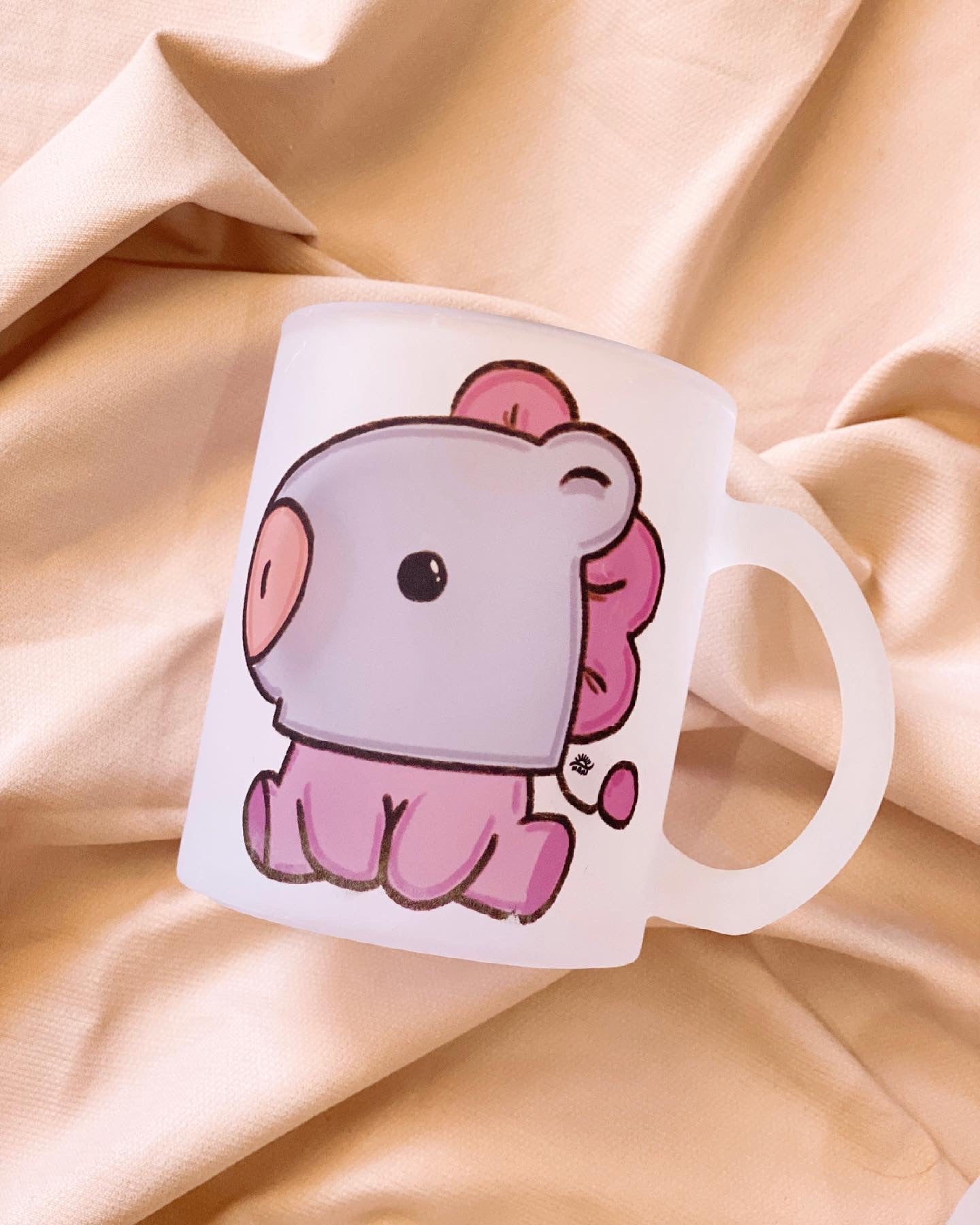 BT21 STAND ALONE MUGS