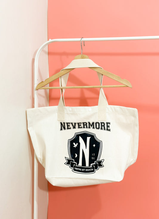 NEVERMORE BEACH TOTE